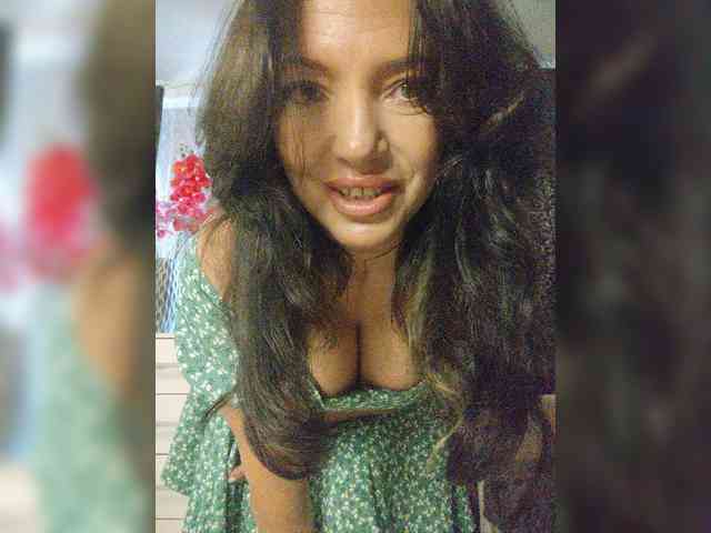 ProstoLolkaXXX webcam