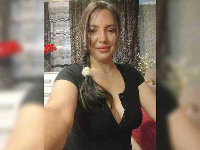 ProstoLolkaXXX webcam