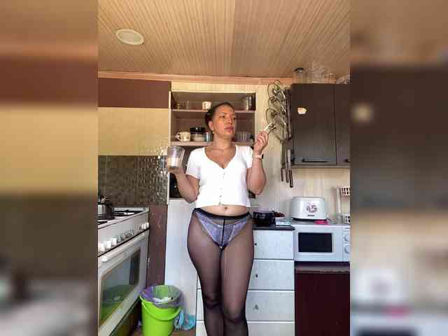 ProstoLolkaXXX webcam