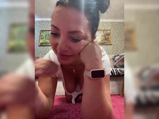 ProstoLolkaXXX webcam