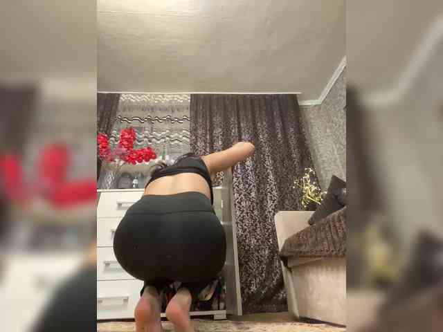 ProstoLolkaXXX webcam