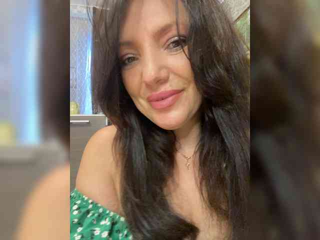 ProstoLolkaXXX webcam