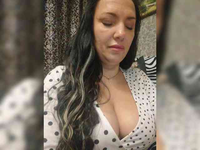 ProstoLolkaXXX webcam