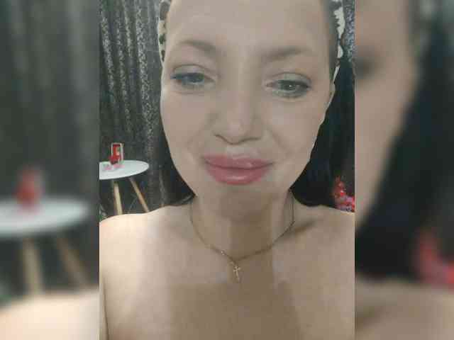 ProstoLolkaXXX webcam