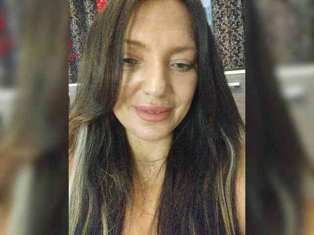 ProstoLolkaXXX webcam