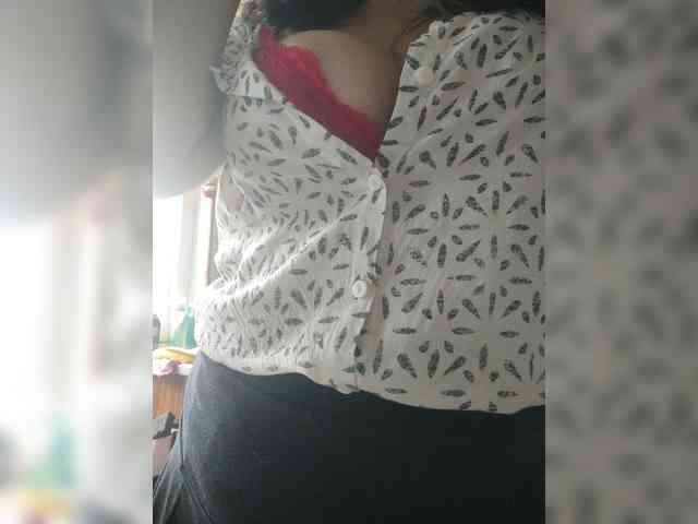 ProstoLolkaXXX webcam