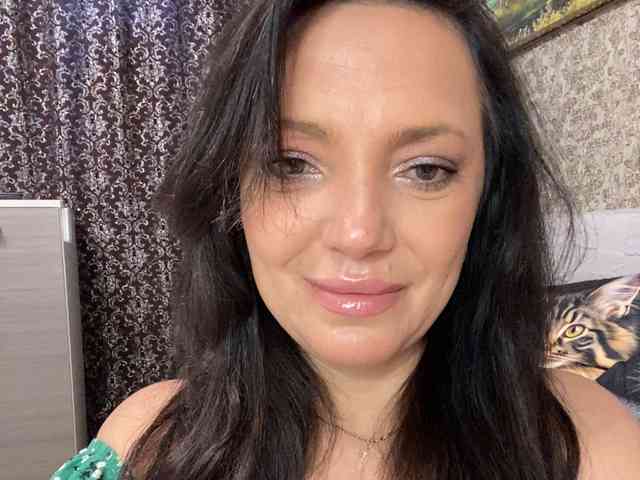 ProstoLolkaXXX webcam