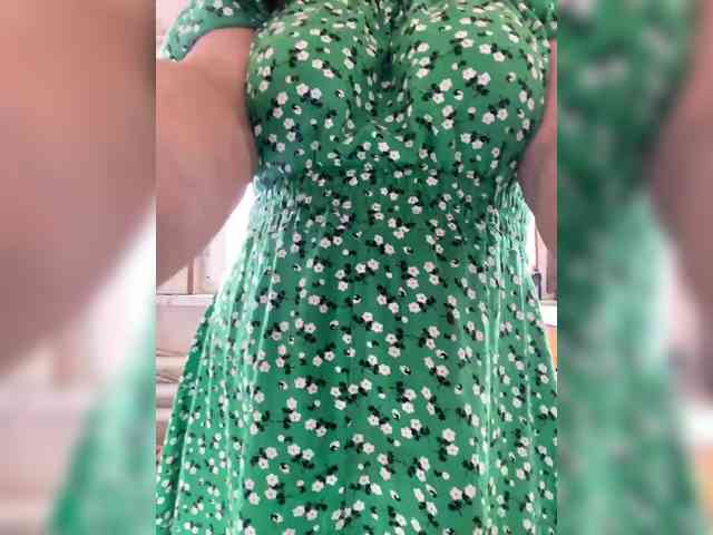 ProstoLolkaXXX webcam