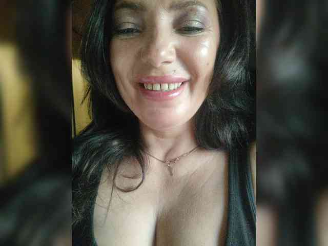 ProstoLolkaXXX webcam