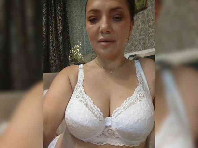 ProstoLolkaXXX webcam