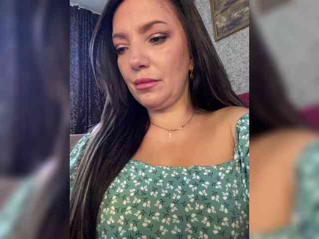 ProstoLolkaXXX webcam