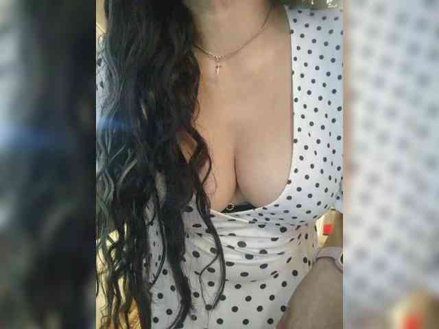 ProstoLolkaXXX webcam