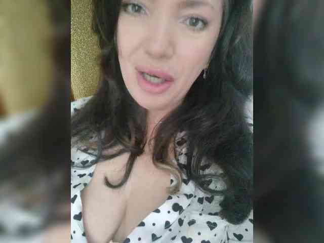 ProstoLolkaXXX webcam
