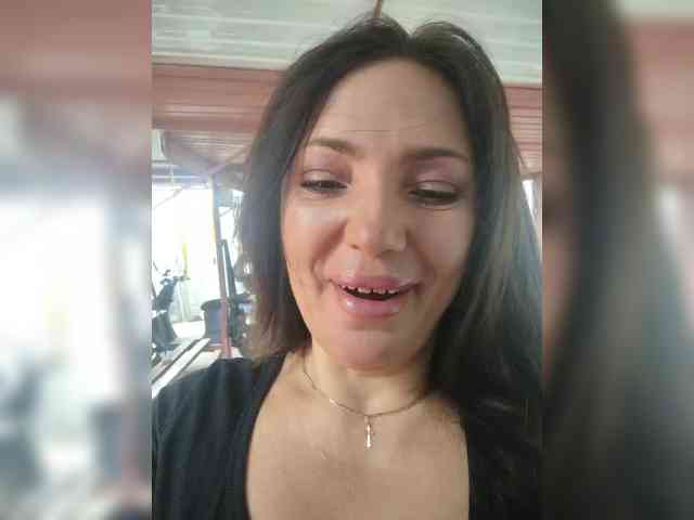 ProstoLolkaXXX webcam