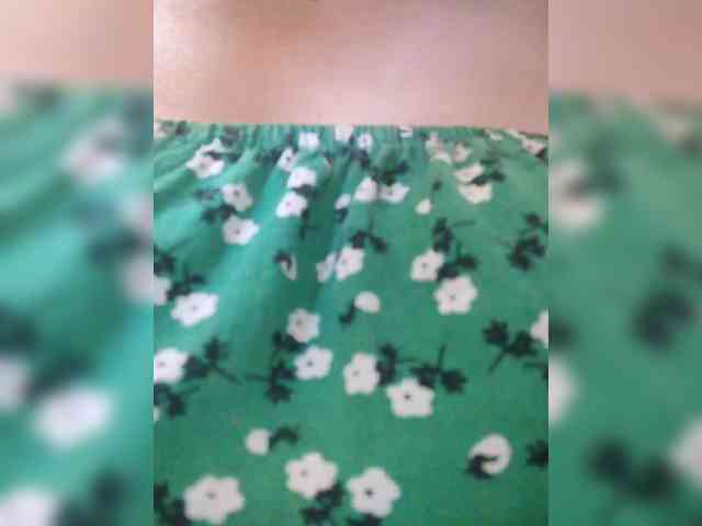 ProstoLolkaXXX webcam