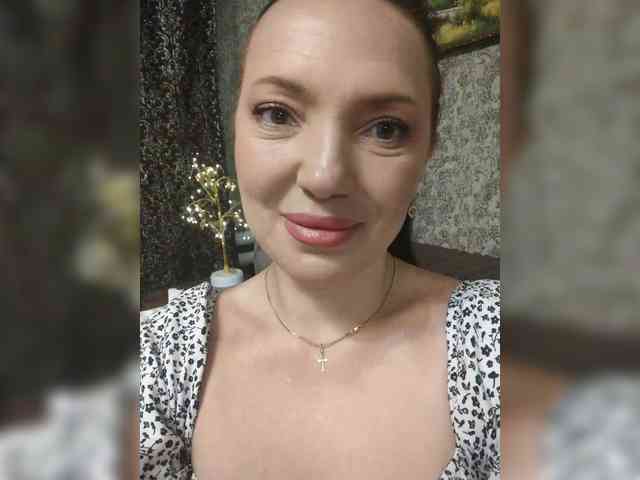 ProstoLolkaXXX webcam