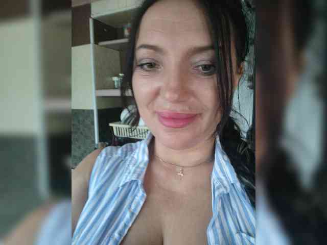 ProstoLolkaXXX webcam