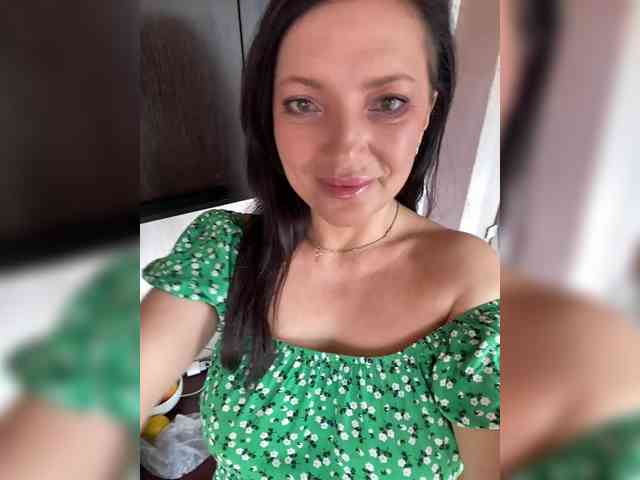 ProstoLolkaXXX webcam