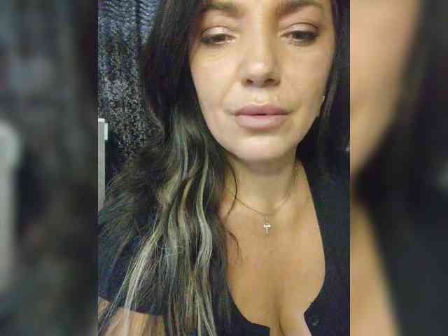 ProstoLolkaXXX webcam