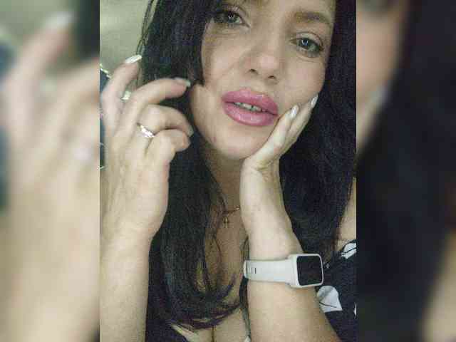 ProstoLolkaXXX webcam