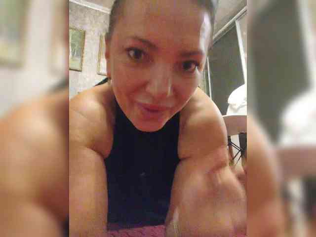 ProstoLolkaXXX webcam