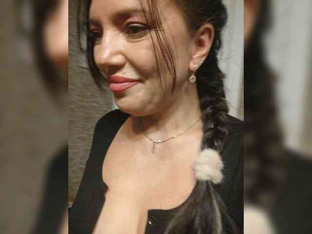 ProstoLolkaXXX webcam