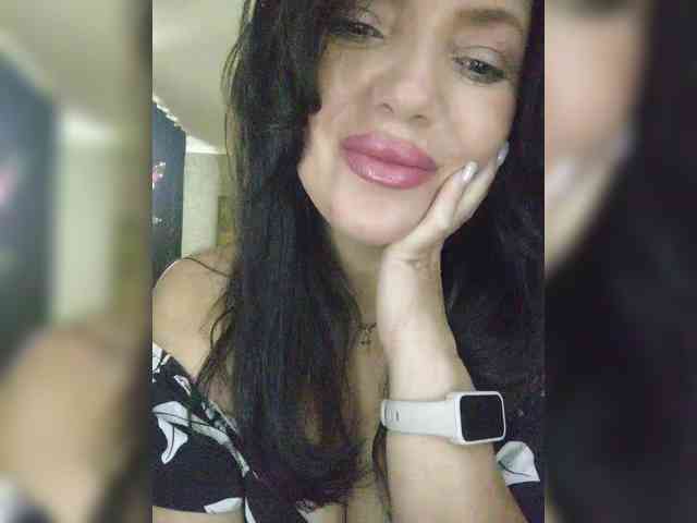 ProstoLolkaXXX webcam