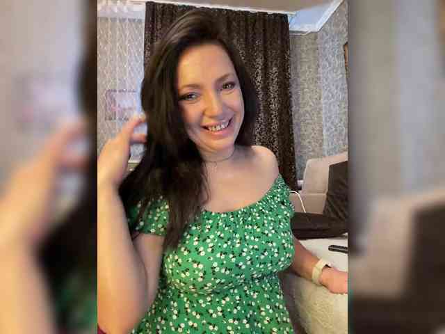 ProstoLolkaXXX webcam