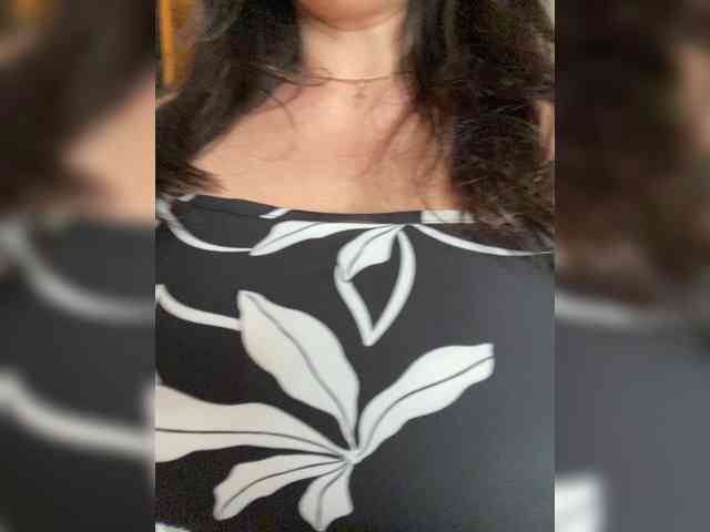 ProstoLolkaXXX webcam