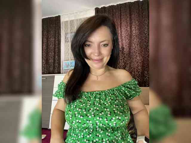 ProstoLolkaXXX webcam