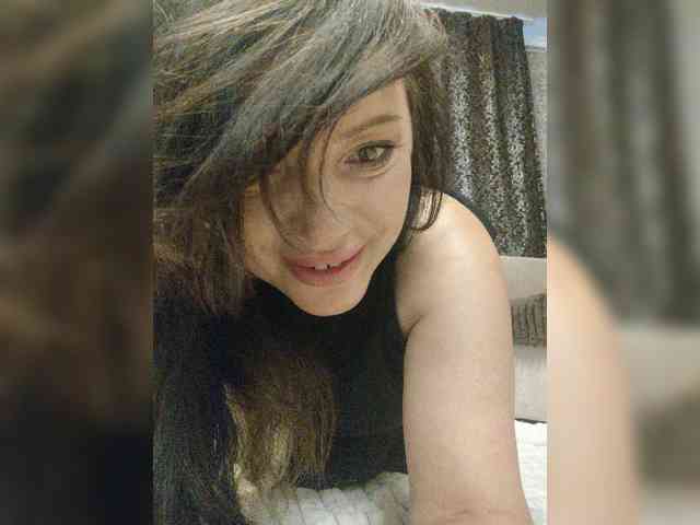 ProstoLolkaXXX webcam
