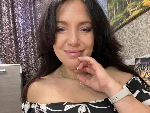 ProstoLolkaXXX webcam