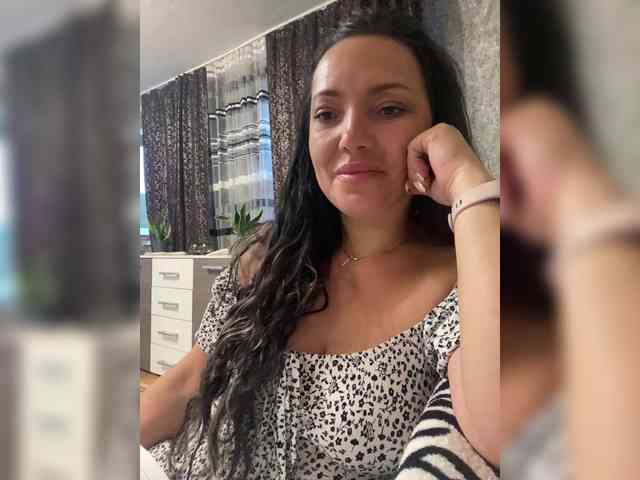 ProstoLolkaXXX webcam