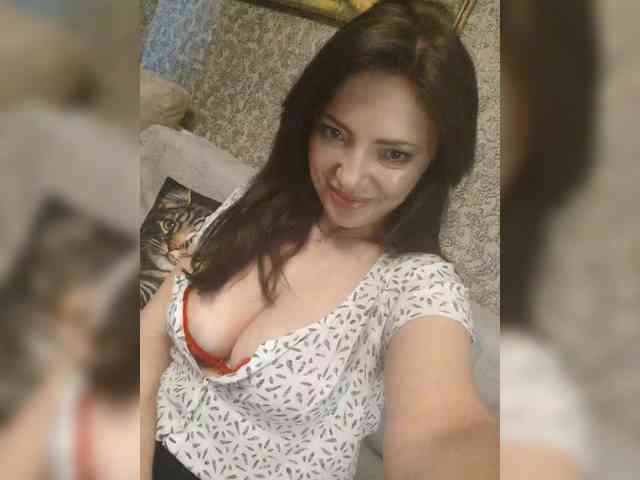 ProstoLolkaXXX webcam