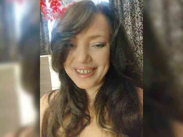 ProstoLolkaXXX webcam