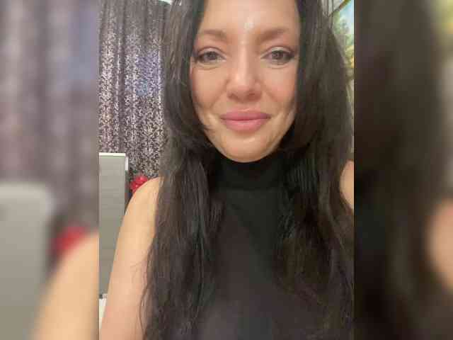 ProstoLolkaXXX webcam