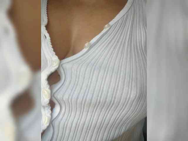 ProstoLolkaXXX webcam