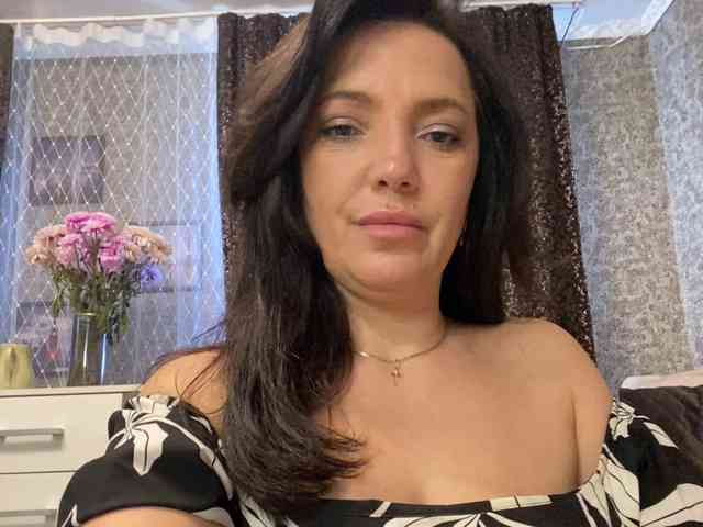 ProstoLolkaXXX webcam
