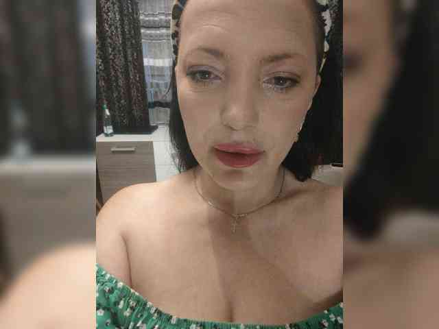ProstoLolkaXXX webcam