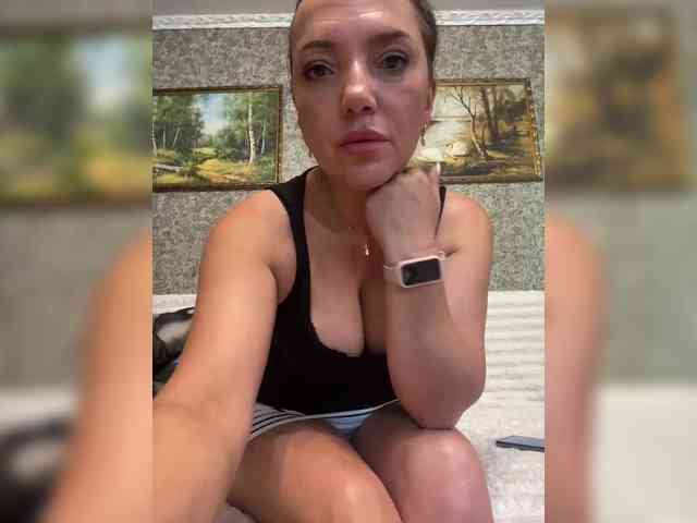 ProstoLolkaXXX webcam