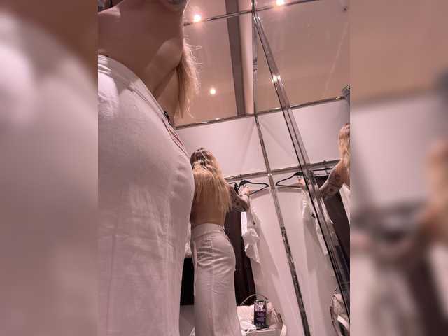 Miss-Fetish live cam on BongaCams