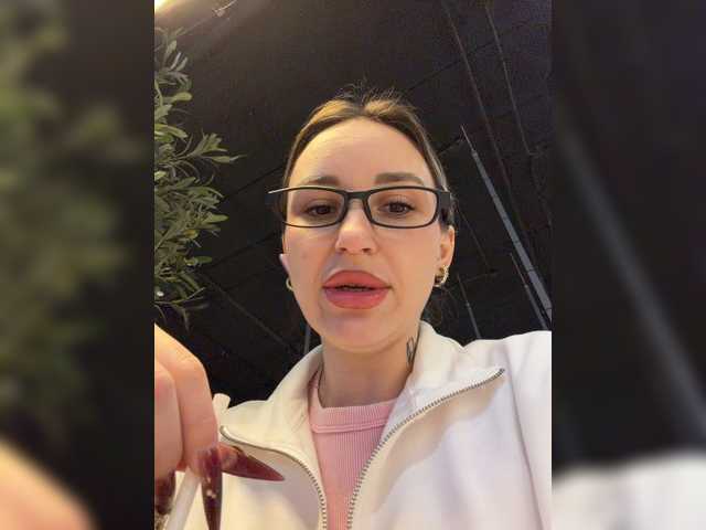 Miss-Fetish, live now on BongaCams