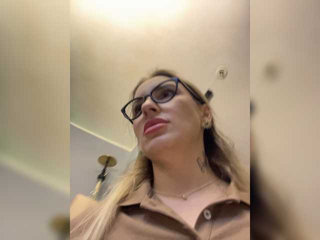 Miss-Fetish live cam on BongaCams