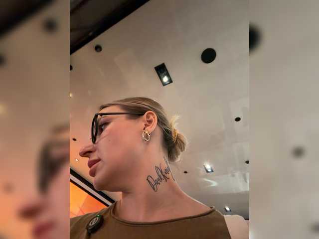 Miss-Fetish's BongaCams show and profile