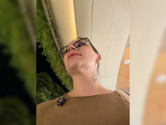 Miss-Fetish's BongaCams show and profile