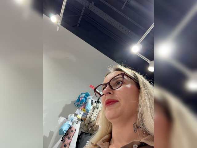 Miss-Fetish live cam on BongaCams