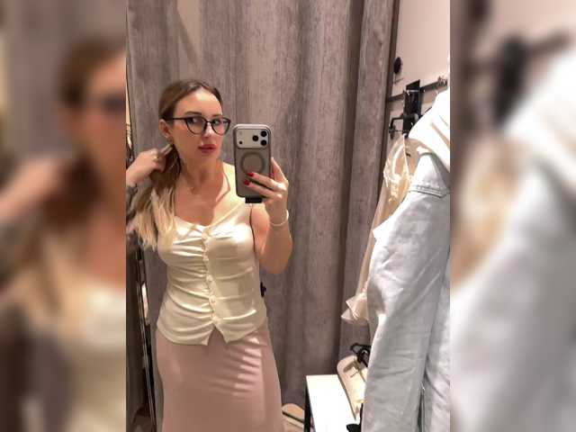 модель Miss-Fetish