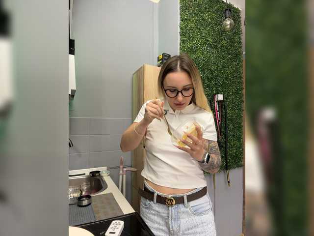 Miss-Fetish live cam on BongaCams