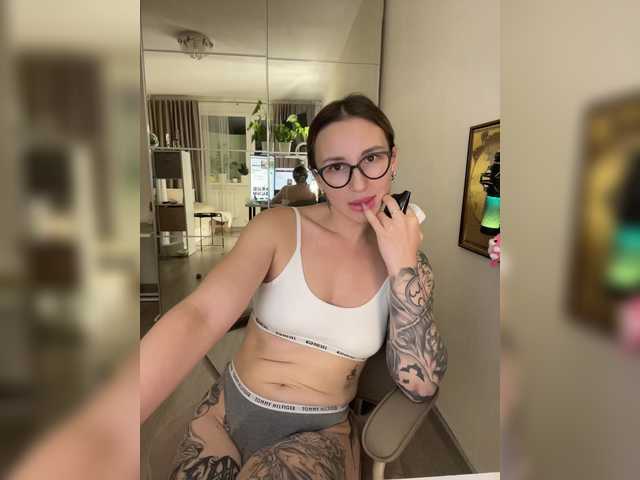 Miss-Fetish live cam