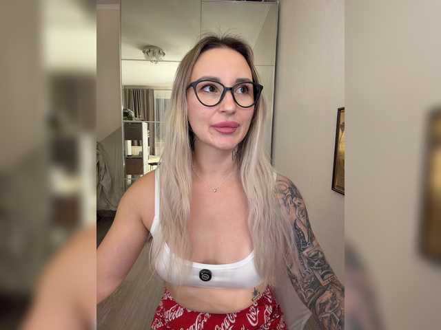 Miss-Fetish live cam on BongaCams